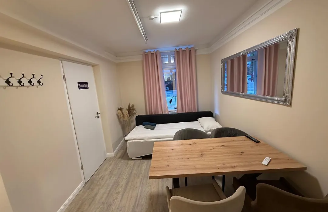 Reeperbahn Apartments-1